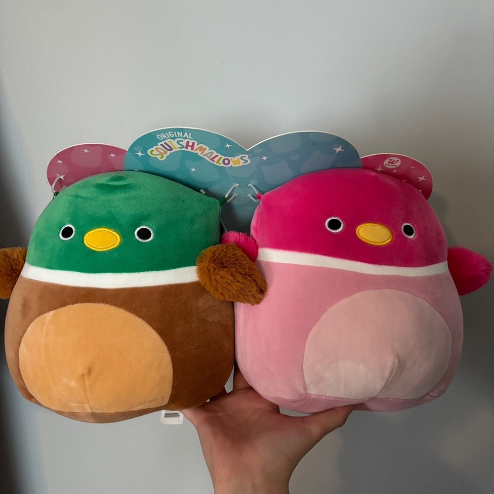 8” Avery and Della Squishmallow Set